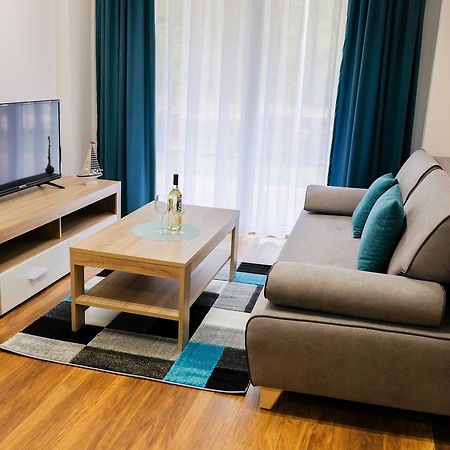 Apartment & Room Marina Borki - Apartamenty Zefir Augustów Extérieur photo